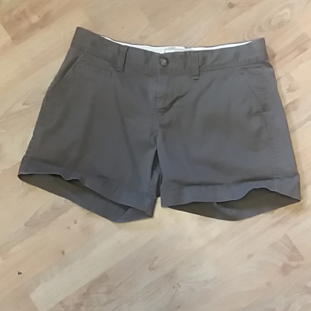 Old Navy perfect 5" shorts
